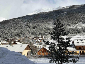 Studio Douillet Aigle Noir La Salle Les Alpes